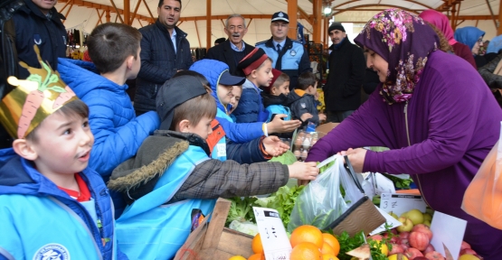 ÖĞRENCİLER, YERLİ MALINA DİKKAT ÇEKTİLER