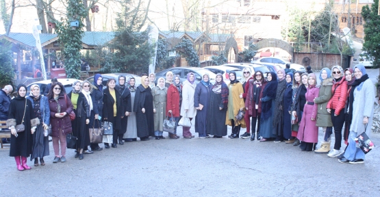 AK KADIN İZMİT EĞİTİMDEN GEÇTİ