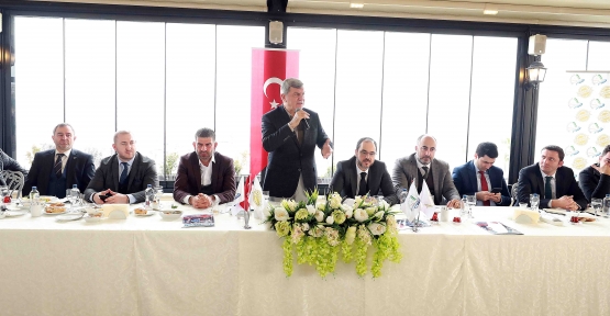    BAŞKAN KARAOSMANOĞLU, "HALKIMIZLA BİRLİKTE YÜRÜYORUZ"