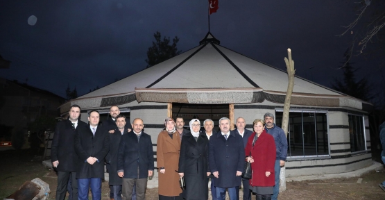 HALK OZANLARI BU ÇADIRDA BULUŞACAK