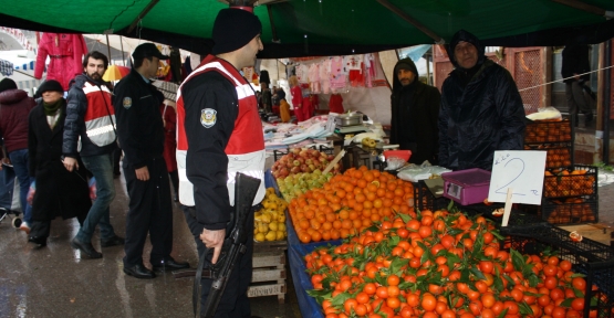 PAZAR YERİNDE HUZUR ÇALIŞMASI