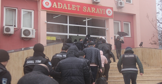 DEVLETİ DOLANDIRAN 20 KİŞİ DAHA KÖRFEZ ADLİYESİ'NDE