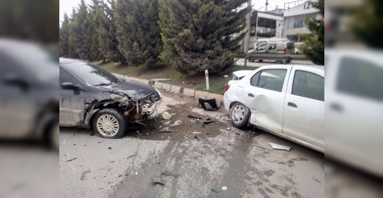 95 EVLER GİRİŞİNDE KAZA