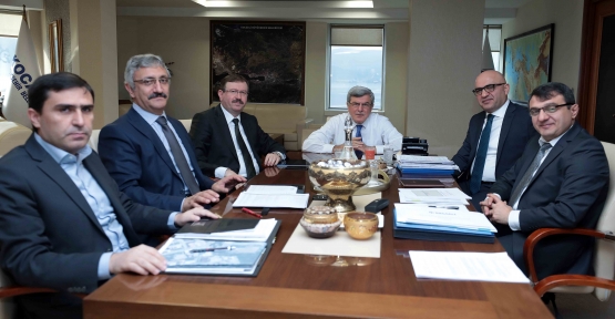 BAŞKAN KARAOSMANOĞLU, "KOCAELİ'DE VİTES YÜKSELTMEYE DEVAM"