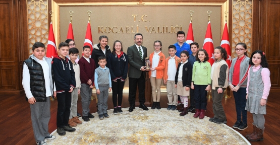 ÇOCUK MECLİSİ’NDEN VALİ’YE ZİYARET