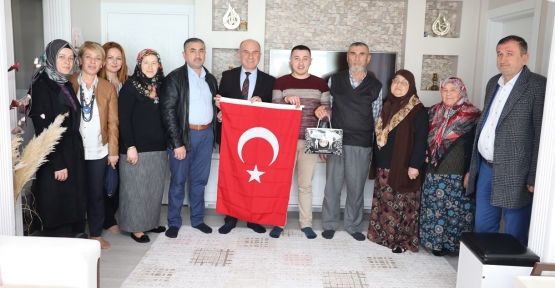 VATAN BORÇLARINI ÖDEYİP DÖNECEKLER