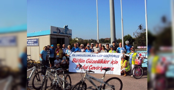 BİSİKLETÇİLERDEN OLUMSUZLUKLARI EZİP GEÇİYORUZ TURU