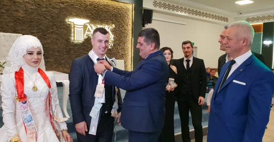 AYAZ, CEMİYETLERDE