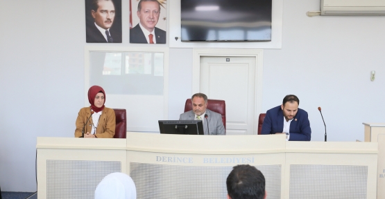 Derince Meclisi’nde Bütçe Kesin Hesabı Onaylandı