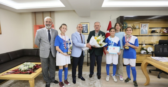 Derince’nin Gururu Çakabey Ortaokulu