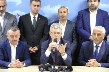 AK PARTİ KOCAELİ'DE LİSTE BELLİ OLDU