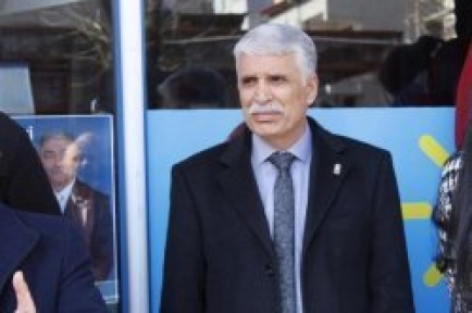 CAHİT SÜRÜM İLÇE BAŞKANLIĞINA  DEVAM EDİYOR