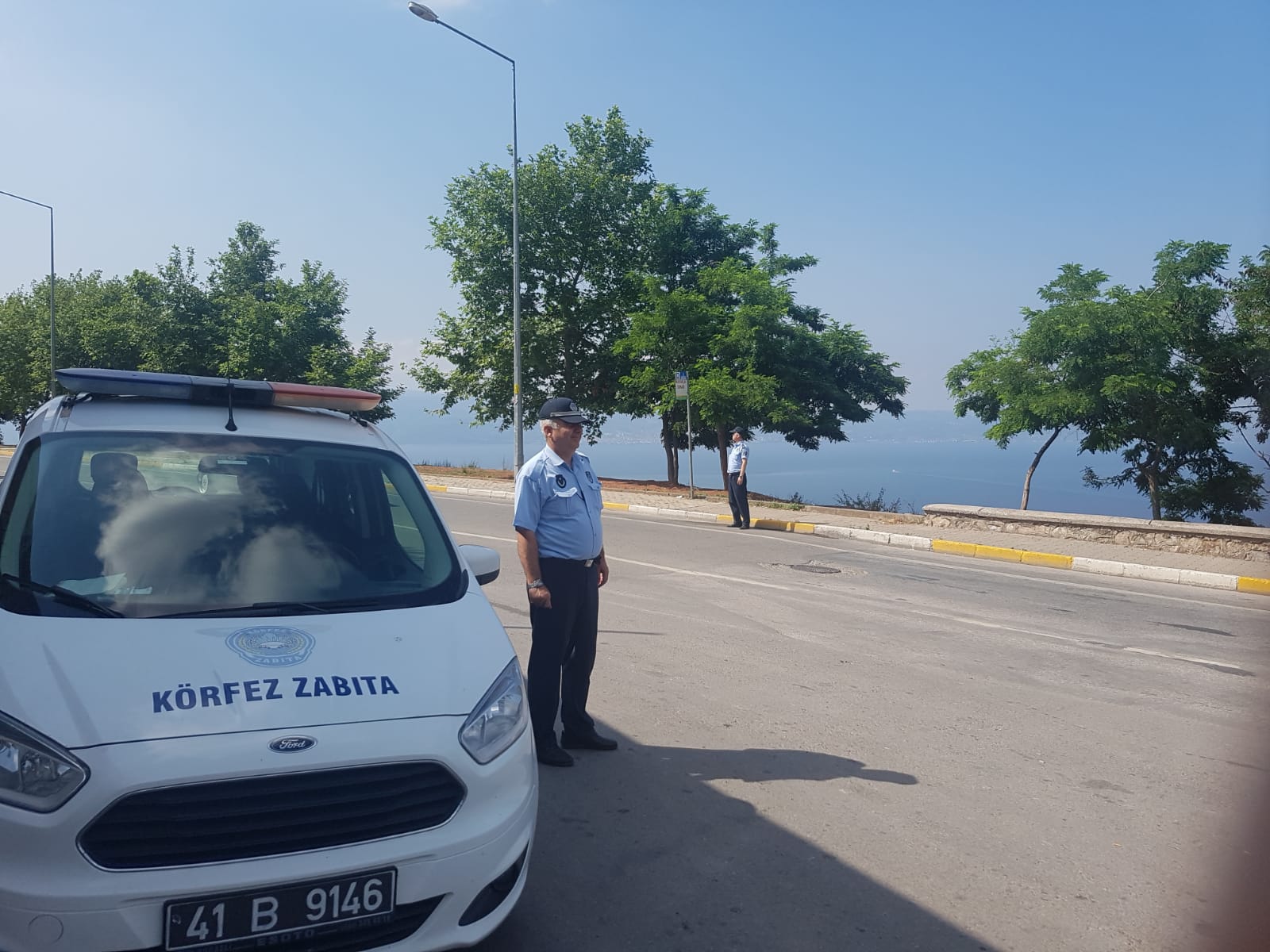 Körfez Zabıtasından Kamyonlara Sıkı Denetim