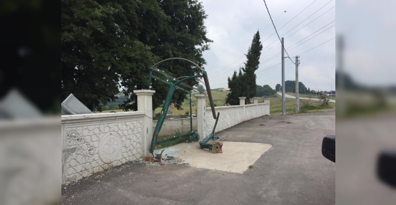 Tır Durağı Parçaladı