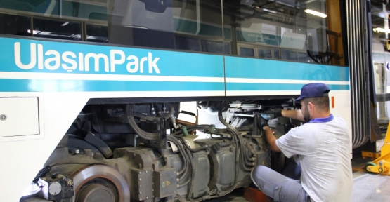Tramvaylar bakımdan geçti