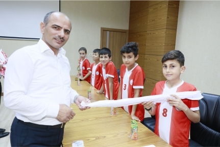 BAŞKAN SÖĞÜT, “EĞİTİMİNİZDEKİ BAŞARI DA ÖNEMLİ”