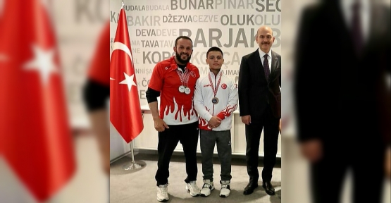 BİLEK GÜREŞÇİLERDEN 2 GÜMÜŞ 1 BRONZ