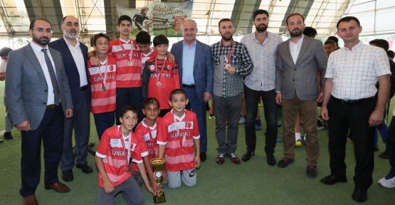 Derince’de Şampiyon Muratevler Camii