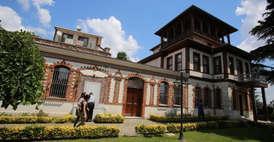 130 Yıllık Sırrı Paşa Konağı Sizleri Bekliyor
