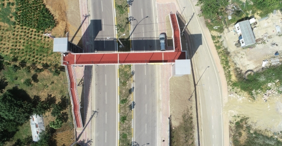 Kocaeli’ye modern bir üst geçit daha