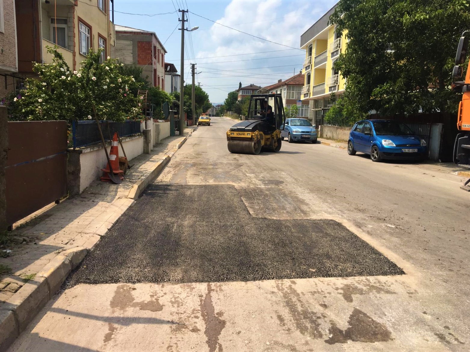 Körfez’de bozulan yollara ‘Asfalt’
