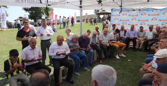 KÖRFEZ’DE HACET BAYRAMI KUTLANDI