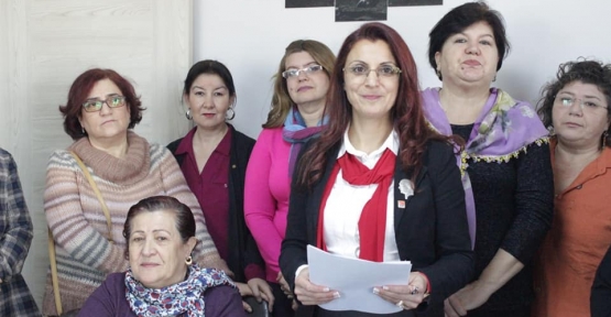 CHP. Körfez Kadın Kolları başkanı istifa etti.!
