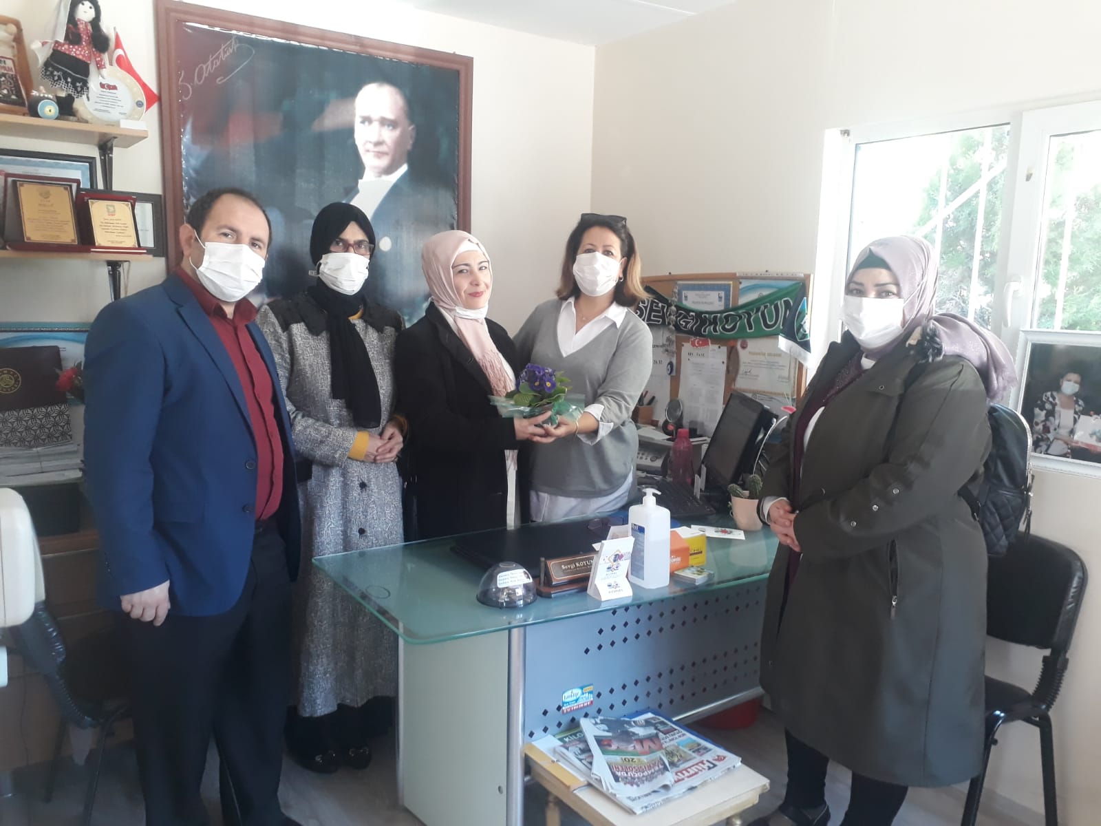 Gelecek Kadınlardan Kadınlara Çiçek