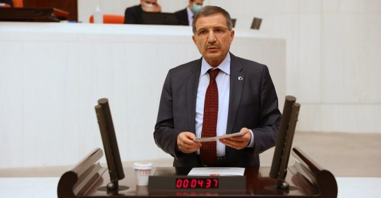 Şeker: “ Soykırımdan Bahsedenler Aynanın Karşısına  Geçerek Kendileri İle Yüzleşmelidirler! “