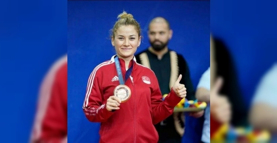 Akdeniz Oyunlarında İlk Madalya Kağıtspor’lu Tuğba’dan