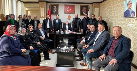 AK Partili Vekil Şeker, Körfez’de  Adım Atmadık Yer Bırakmadı