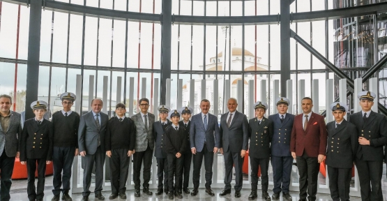 DTO Kocaeli, Yılın Son Meclisini  Büyükakın’ın Katılımıyla Yaptı