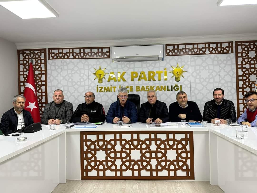 AK Parti İzmit, Sandık Kurul Üyeleriyle Tek Tek Görüşmelere Başladı