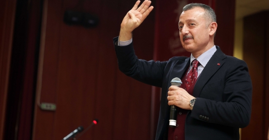 Başkan Büyükakın, “Başkanımız Vesayeti Ve Parmak Sallama Dönemlerini Bitirdi”