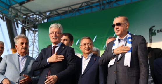 ELLİBEŞ, 2022 YILINI DEĞERLDİRDİ: “KOCAELİ, TÜRKİYE YÜZYILI’NA HAZIR”