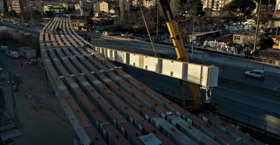 Kuruçeşme Tramvayında Kirişler Tamam Sıra Raylara Geldi