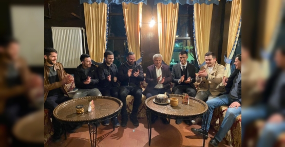 Tuna için sürpriz kutlama