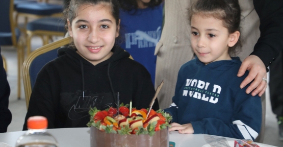 Depremzede Yaren’e Doğum Günü Sürprizi