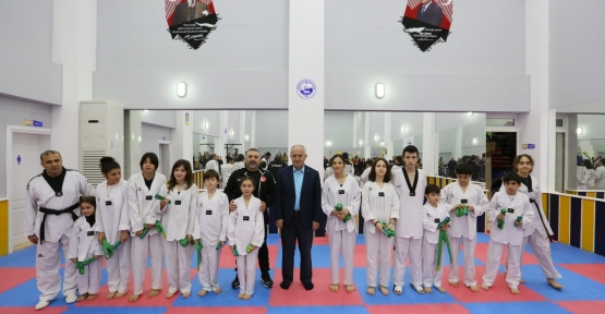 Derince’de 480 Tekvandocu Kuşak Atladı