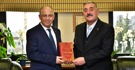 Erzurumlular Bu Kez Rektör’e Gitti