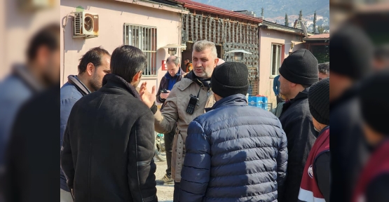 Gölcük Belediyesi Deprem Bölgesinde Çalışmalara Devam Ediyor