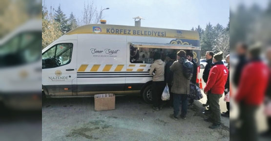 Her Gün 3 Bin Çorba Ve Çay Dağıtılıyor