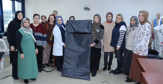 İzmit Belediyesi, Depremin Yaralarını  Sarmak İçin Dört Koldan Çalışıyor