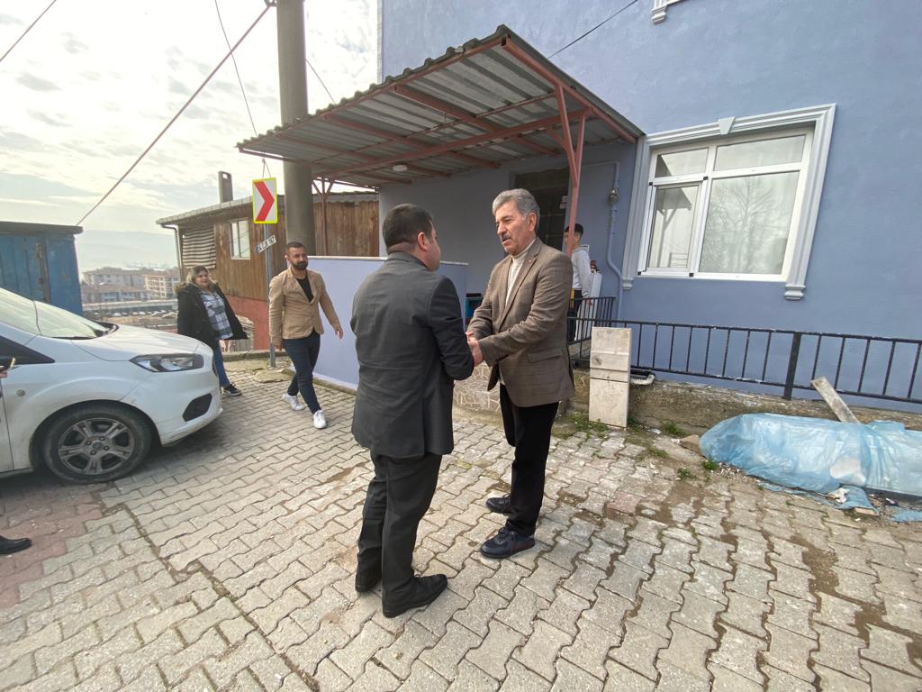 İzmit Belediyesi, İlçemize Yerleşen Depremzedeleri Yalnız Bırakmıyor
