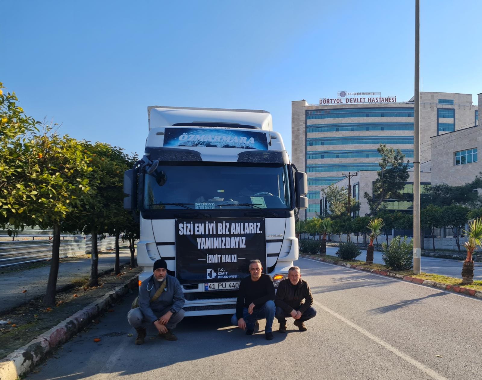 İzmit Belediyesi Yardım Tırları Hatay Dörtyol’da