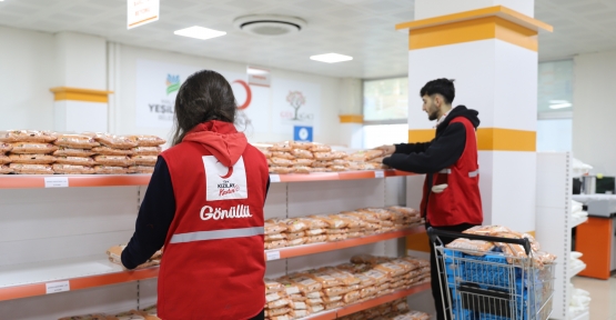Kızılay Deprem Bölgesinde Sosyal Marketler Açıyor