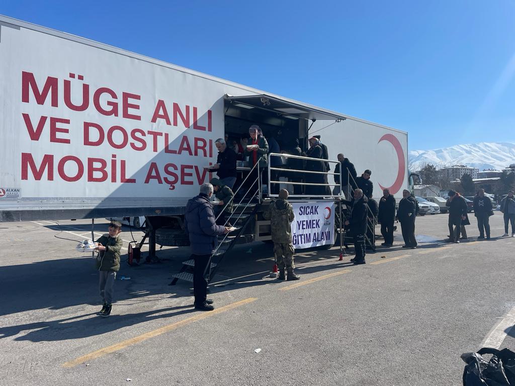 Kızılay Gönüllülerinin Kısa Öyküleri