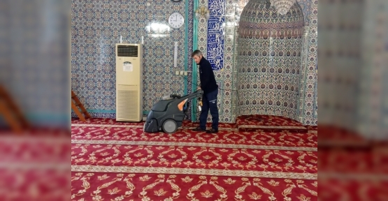 Gölcük’teki Camiler Ramazan Ayına Pırıl Pırıl Giriyor
