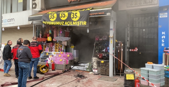 İş Yerinden Yükselen Dumanlar Korkuttu