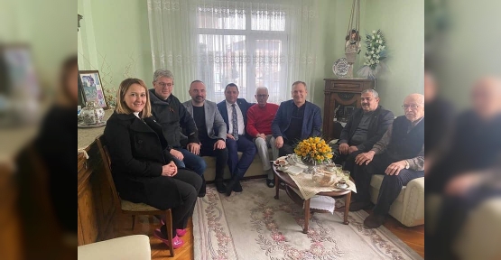 İYİ Partililer, Yenilmez’i Sevindirdi